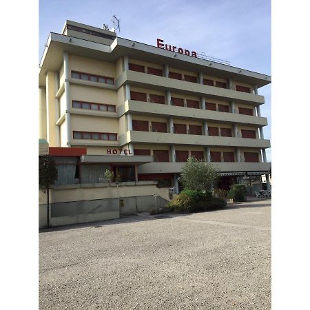 Hotel Palace Rovigo Exteriör bild