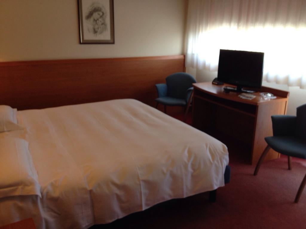 Hotel Palace Rovigo Exteriör bild