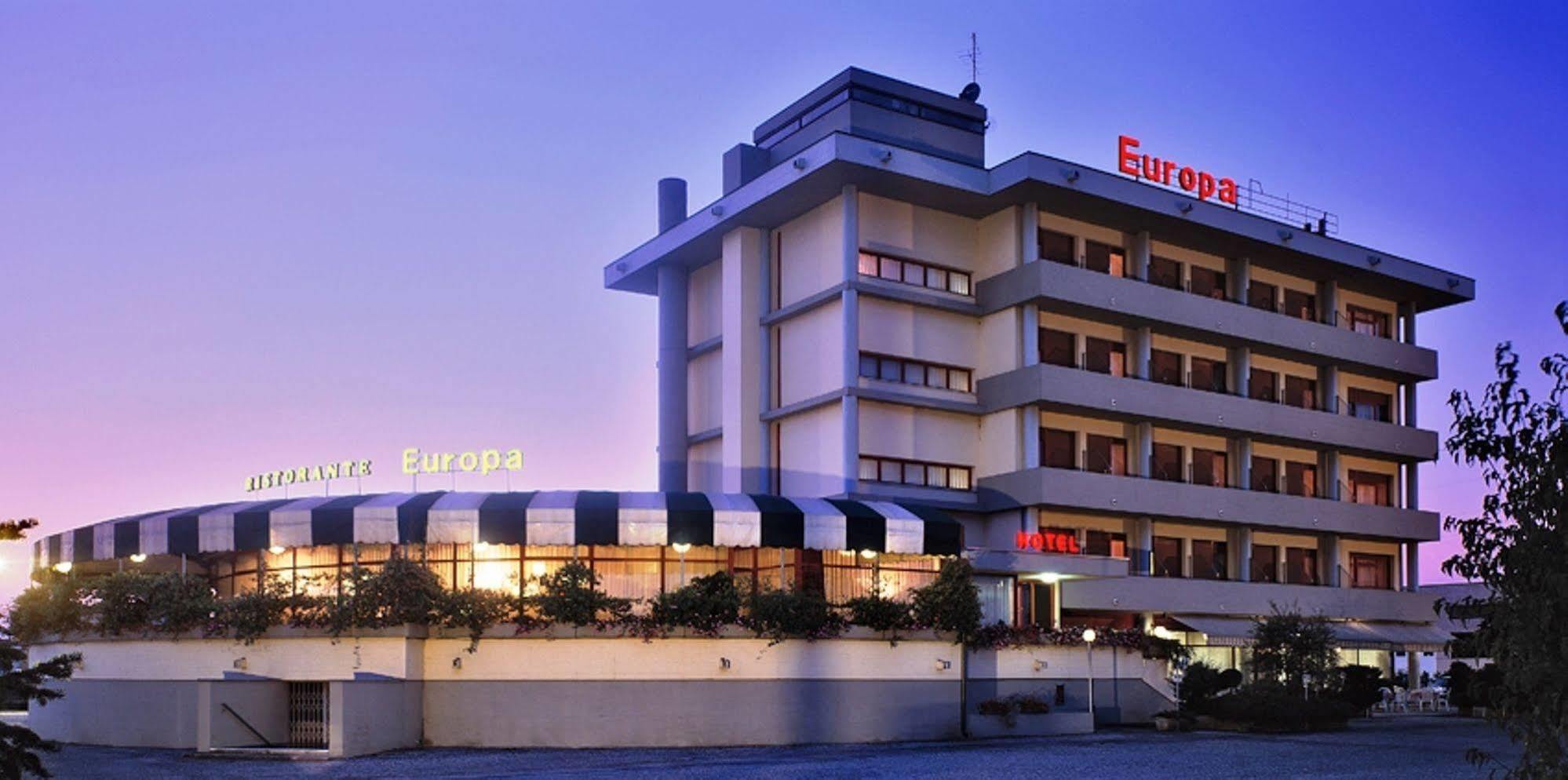 Hotel Palace Rovigo Exteriör bild